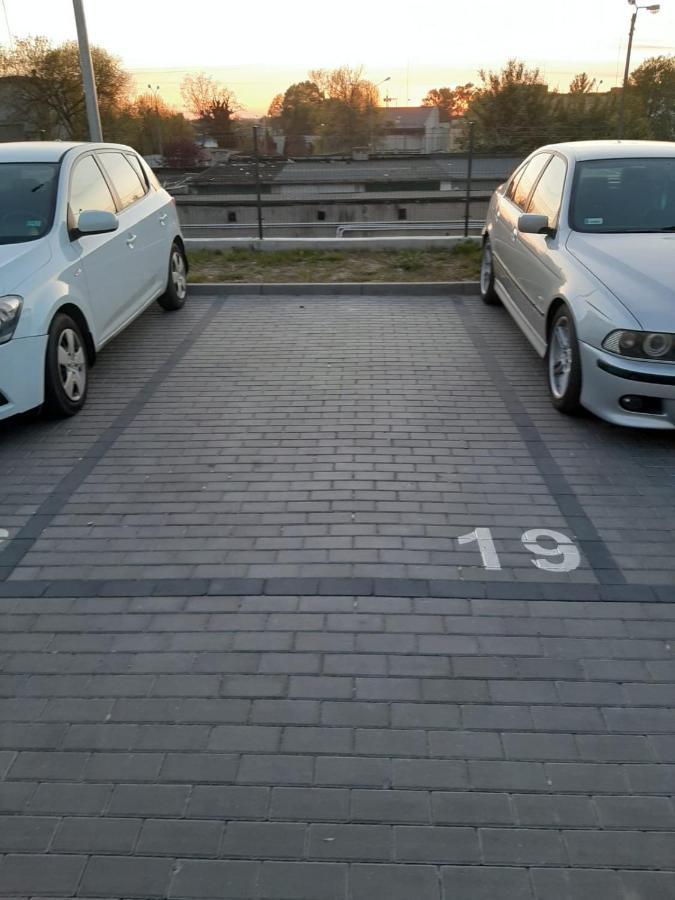 Bm Apartament - Z Miejscem Parkingowym Apartment Lublin Luaran gambar